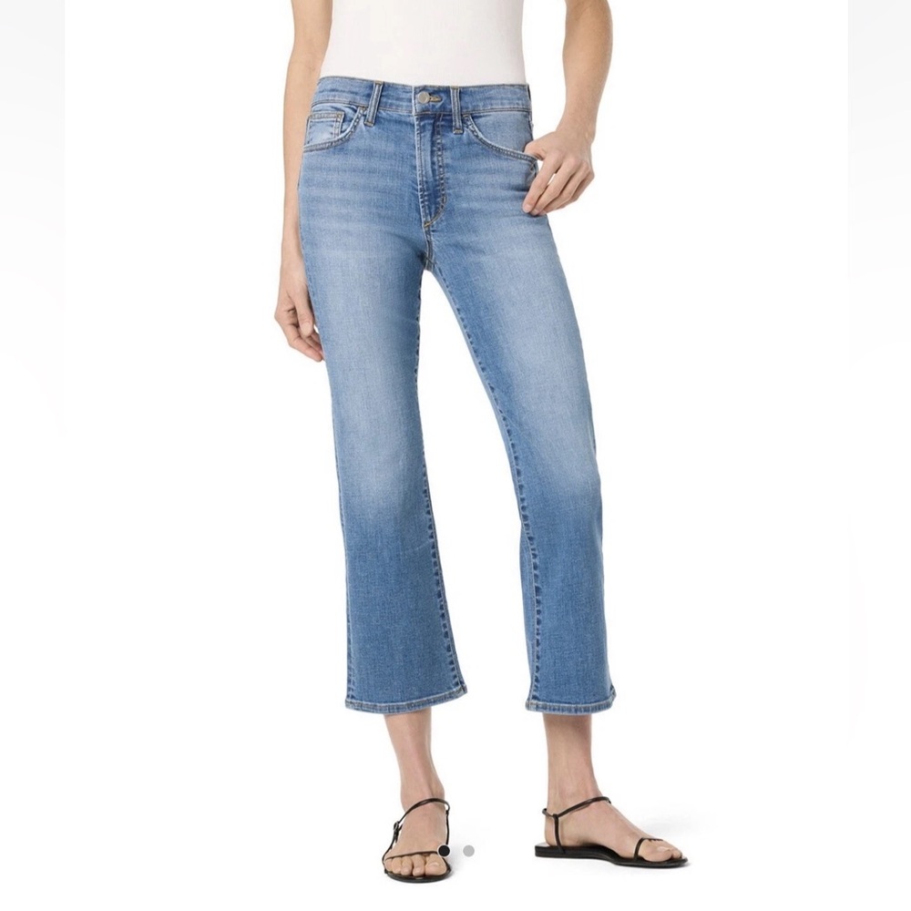 Joe's Jeans Light Wash bootcut Jeans high rise Zahara, size 27